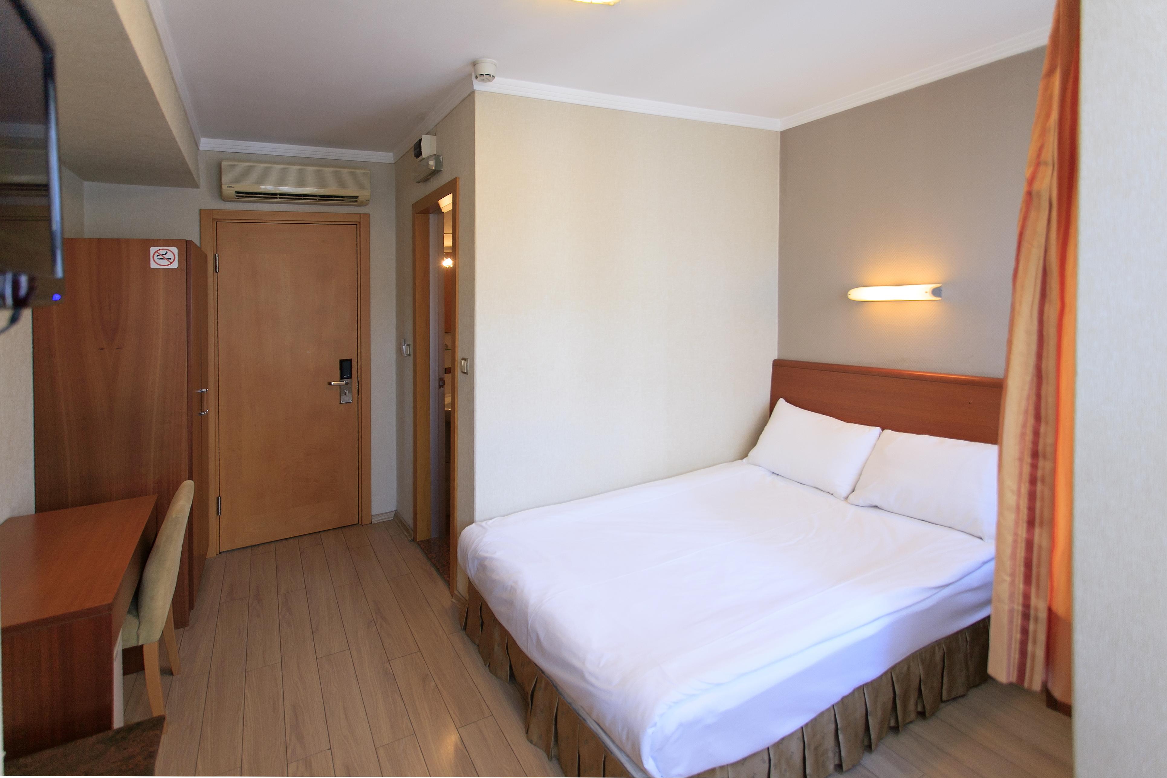 Hotel Inter Стамбул Экстерьер фото